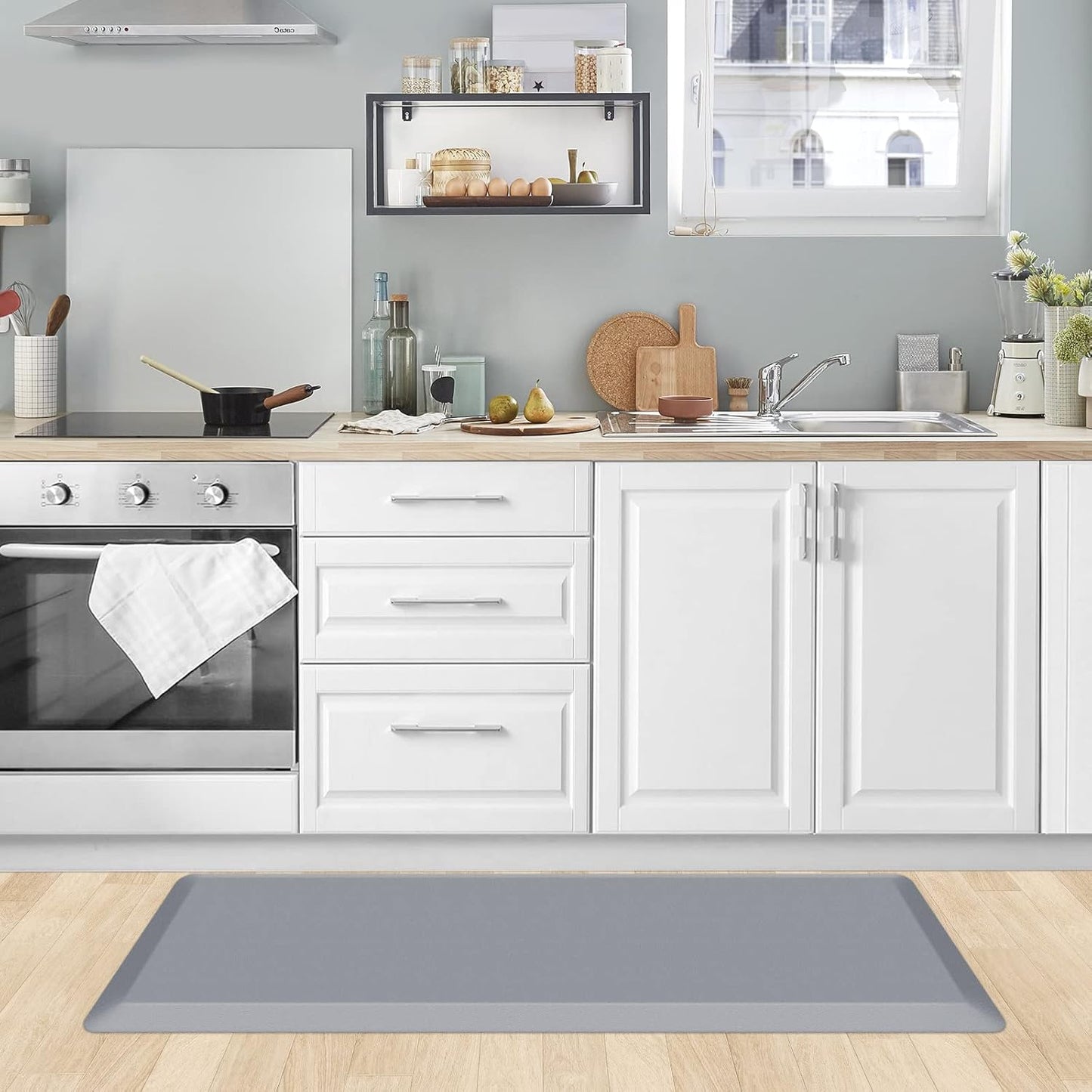 KitchenClouds Kitchen Mat Cushioned Anti Fatigue Rug 17.3"x28" Waterproof, Non Slip, Standing and Comfort Desk/Floor Mats for House Sink Office (Black)