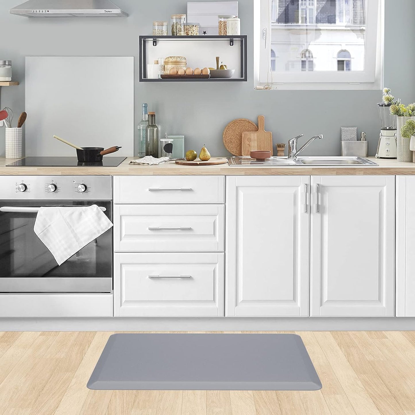 KitchenClouds Kitchen Mat Cushioned Anti Fatigue Rug 17.3"x28" Waterproof, Non Slip, Standing and Comfort Desk/Floor Mats for House Sink Office (Black)