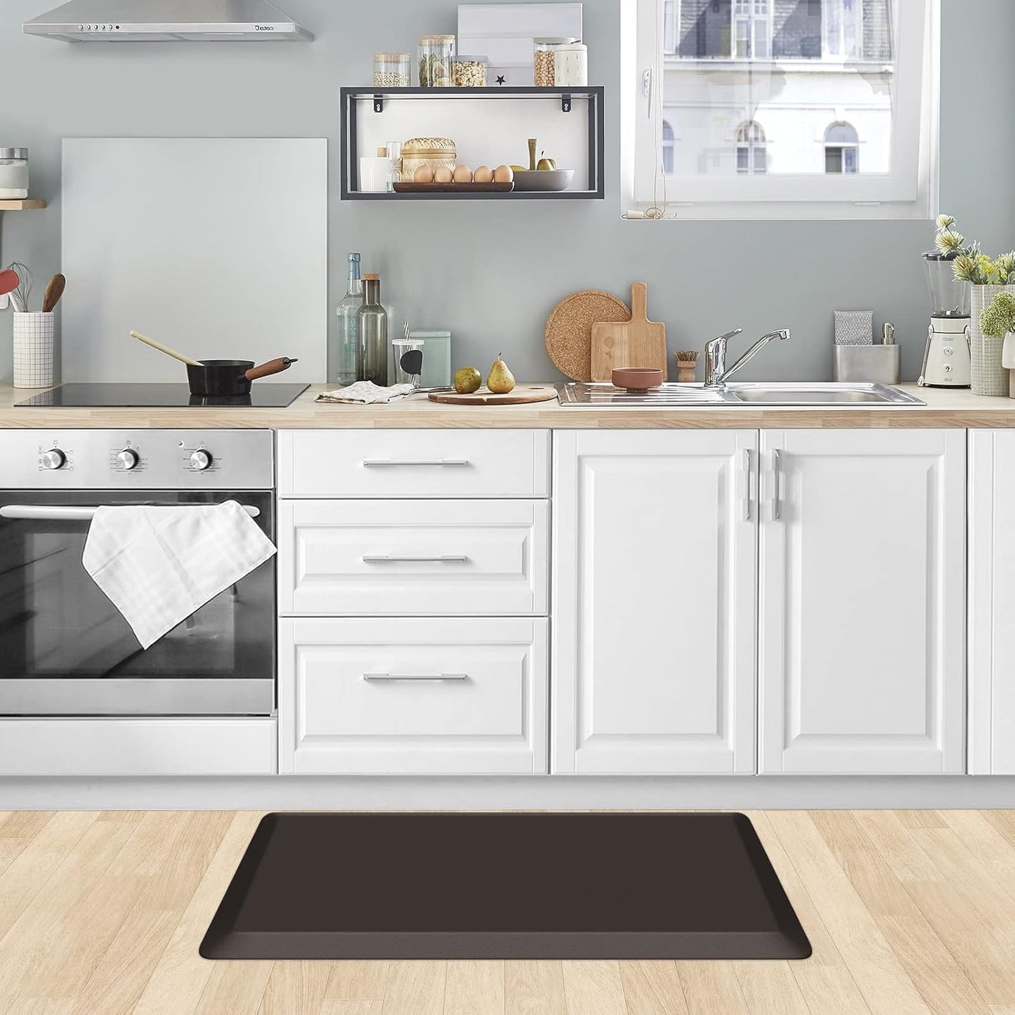 KitchenClouds Kitchen Mat Cushioned Anti Fatigue Rug 17.3"x28" Waterproof, Non Slip, Standing and Comfort Desk/Floor Mats for House Sink Office (Black)